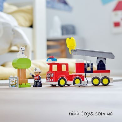 Конструктор LEGO DUPLO Реск'ю Пожежна машина