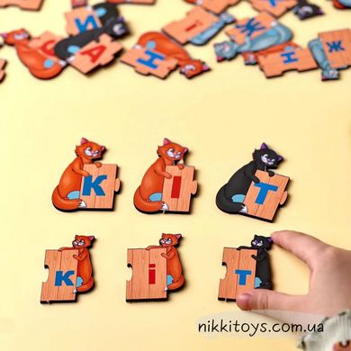 Обучающая игра "Котики с буквами: найди прописную и маленькую буквы" ПСД 247